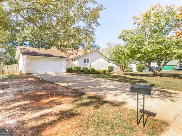 1129 Kingston Rd, Perry, GA 31069