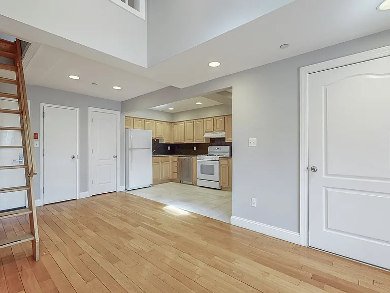 83-71 116th St #7B — Photo 18