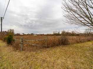 N Diamond Mill Rd, Brookville, OH 45309