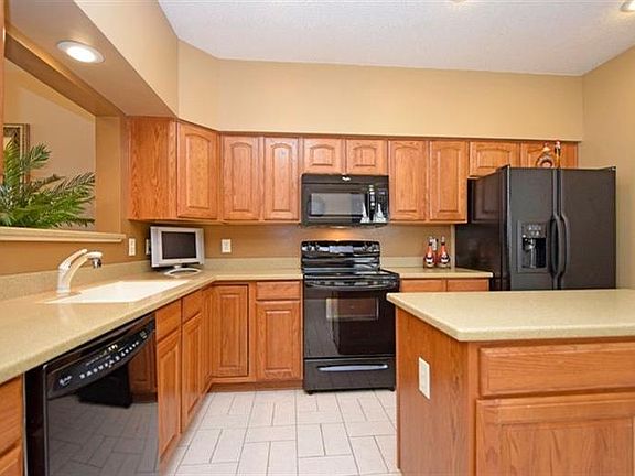 5th image of 4328 Marival Dr
