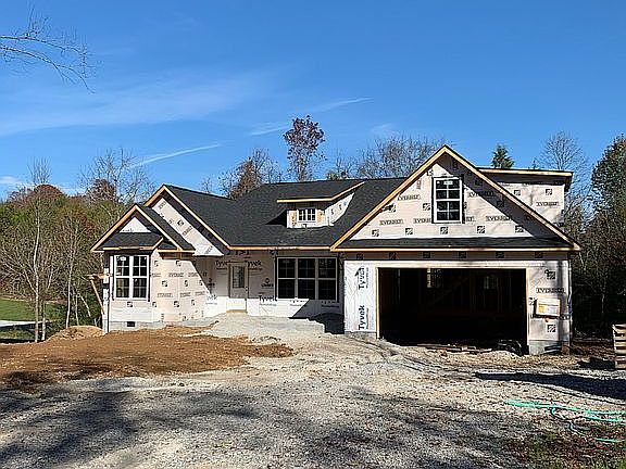 4th image of 103 Saloli Way