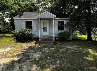 909 E Harrison Ave, Gastonia, NC 28054