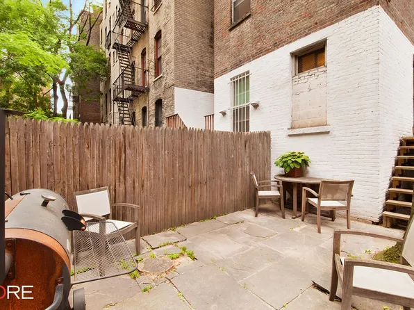236 E 6th St APT 1E, New York, NY 10003
