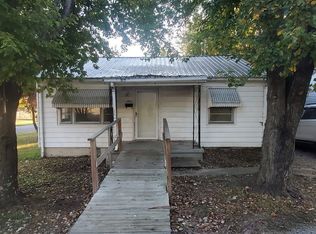 1202 S 8th St, Mayfield, KY 42066