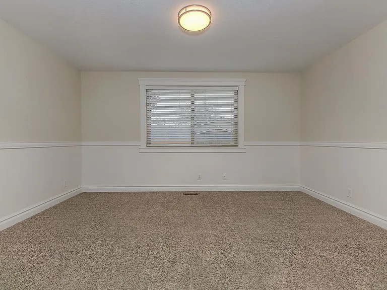 1025 N Eagle Hills Way — Photo 16