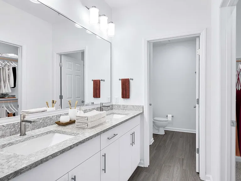 Camden Crest — Photo 13