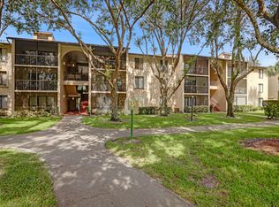 204 Foxtail Dr APT F3, Greenacres, FL 33415
