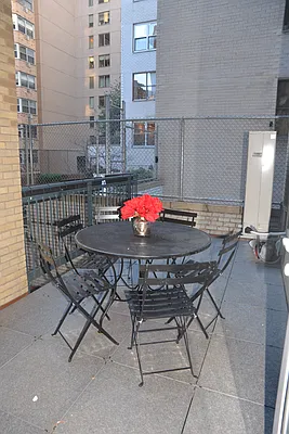 Rented by Corcoran | media 16