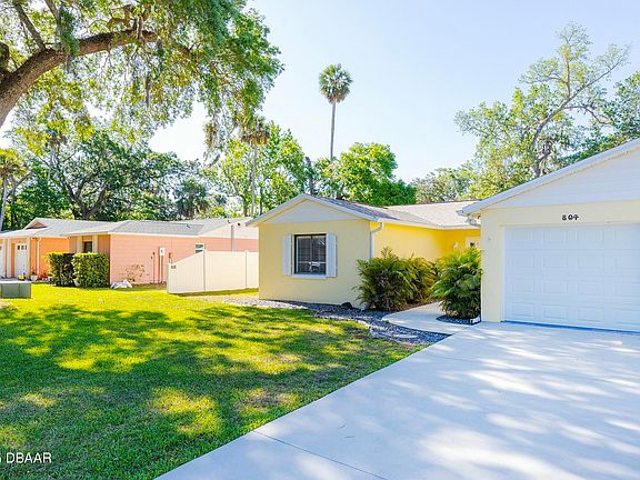 5th image of 804 Acorn Ln