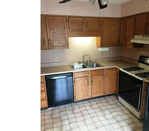 3rd image of 7066 West Blvd APT 1