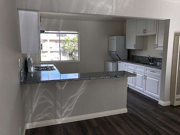 2nd image of 201 S Oak Knoll Ave APT 7