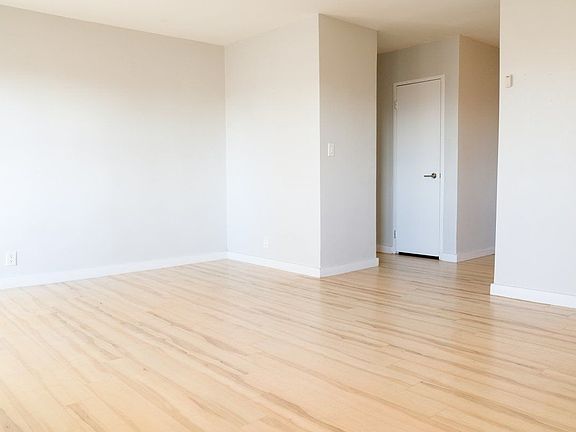 2nd image of 260 Audubon Ave APT 17C