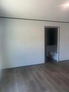 2033 Philadelphia Street - Mobile Home — Photo 3