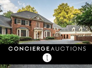 480 Stonegate Ln, Winston Salem, NC 27104
