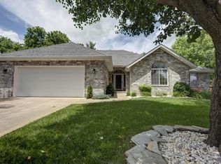 701 W Jackson Ave, Nixa, MO 65714