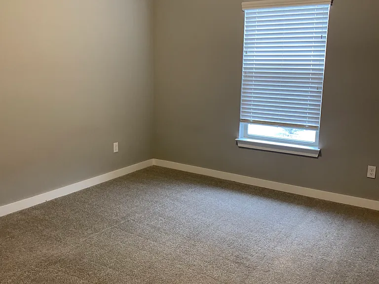 Shelby Pointe Village — Photo 48