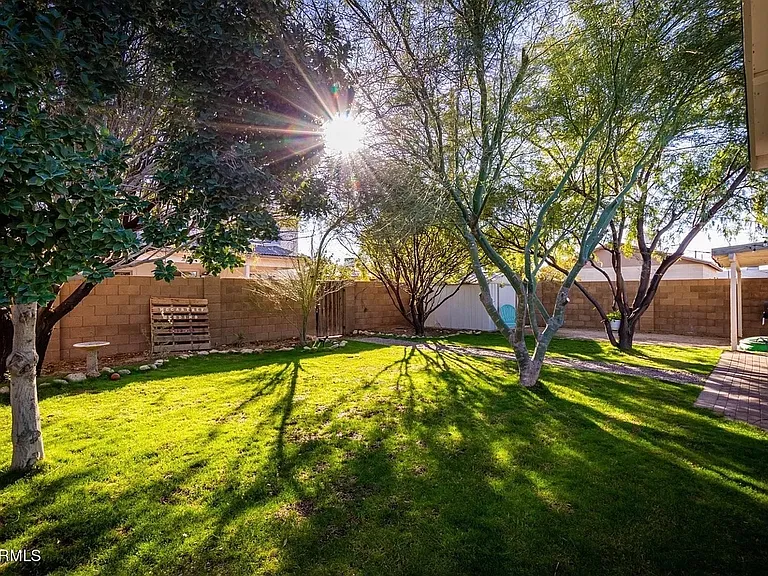 2711 W Carson Dr — Photo 19