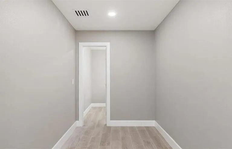 806 Walnut Ave — Photo 13