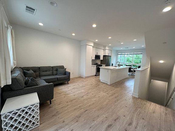 2nd image of 118 S Avenue 50