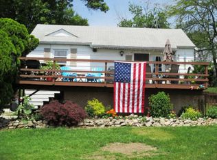 1135 N Lake Shore Dr, Decatur, IL 62526