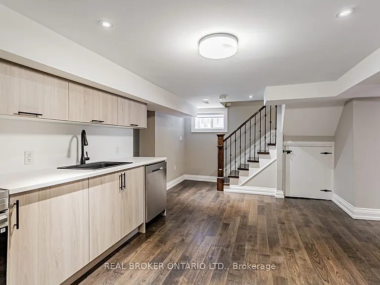 47 Highgate Rd #B — Photo 12