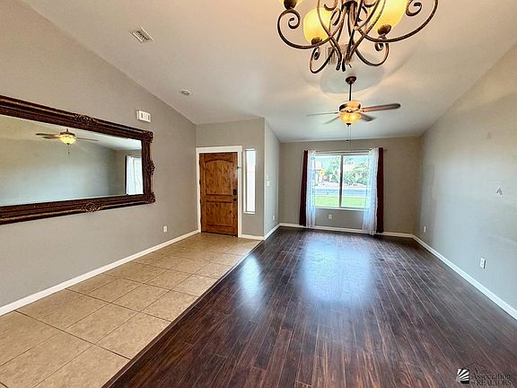 5th image of 4589 W 27th Pl