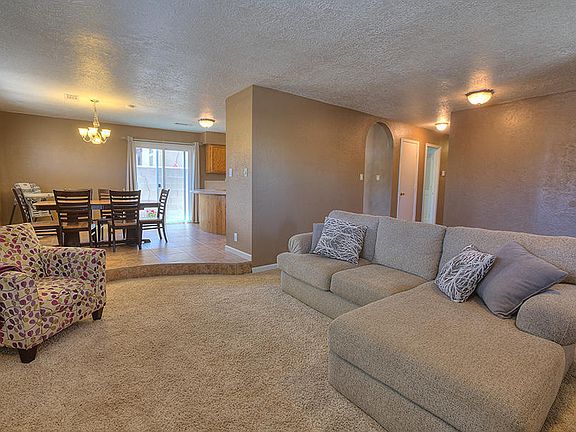 4th image of 13400 Fruit Ave NE