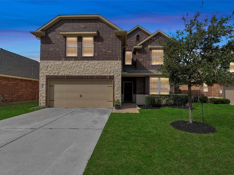 1st image of 30819 Gardenia Trace Dr
