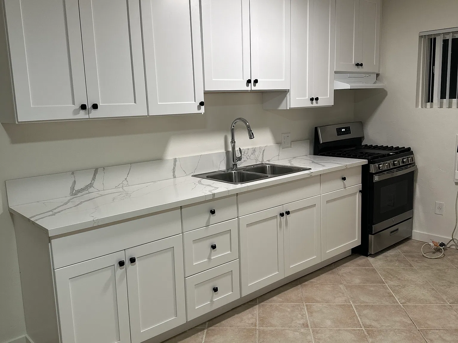 2 bed, $2,350 — Photo 4