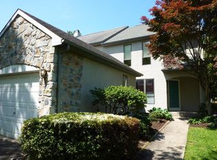 309 Windgate Ct, Millersville, PA 17551