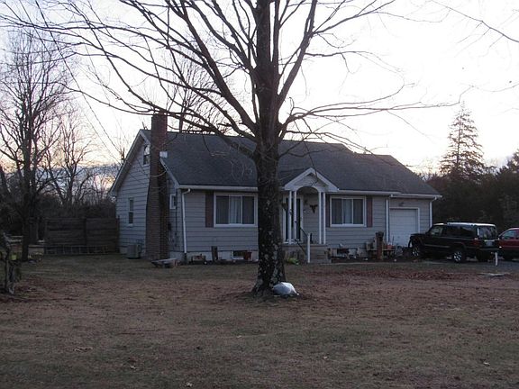 4th image of 648 6th St