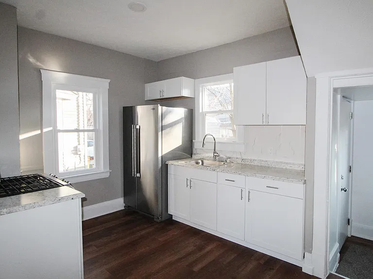 11920 Browning Ave — Photo 25