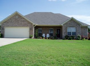 200 Oak View Dr, Cabot, AR 72023