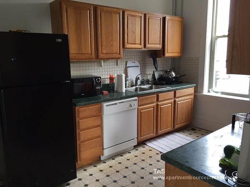 1st image of 2105 N Cleveland Ave #1