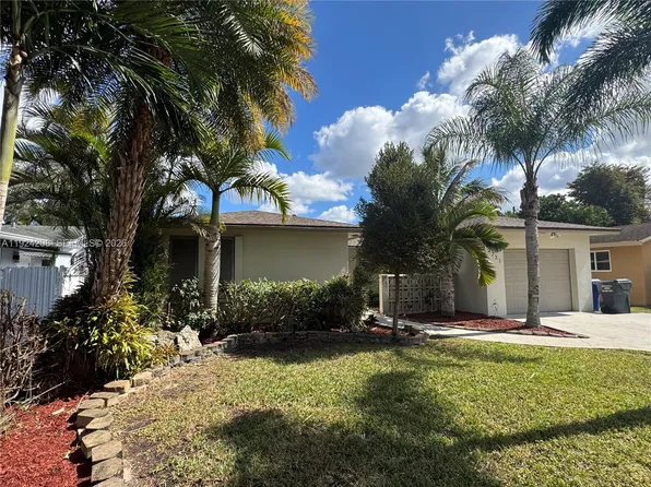 2731 N 72nd Way, Hollywood, FL 33024