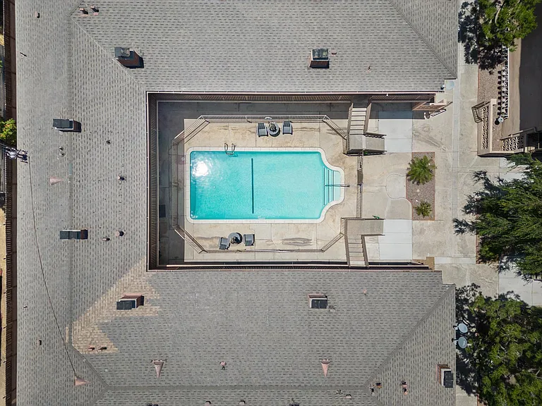 School Circle Apartments - Riverside, CA — Photo 46