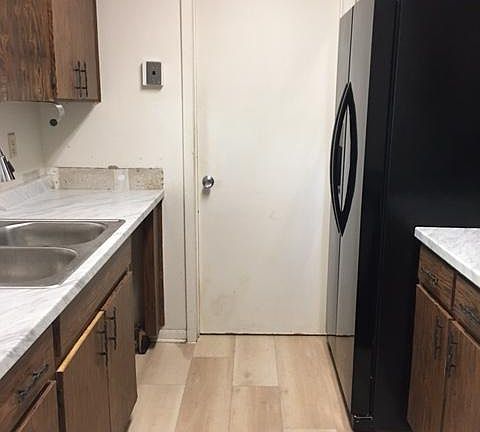 2nd image of 171 Laguna Ct