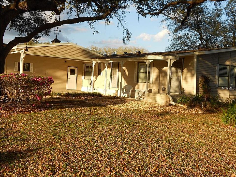 1st image of 25600 Oak Aly