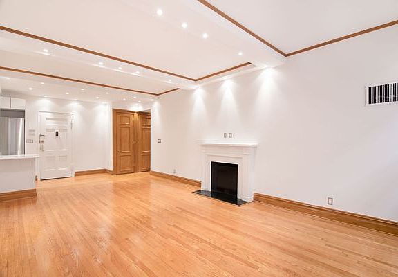 4th image of 145 W 58th St #5D