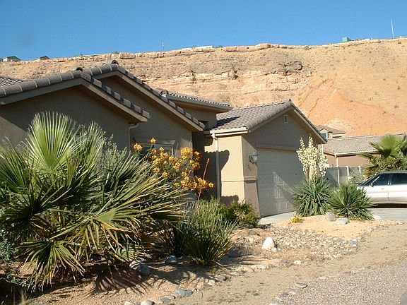 2nd image of 700 N Palo Verde Ave