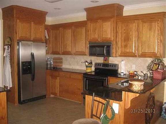 2nd image of 3418 Shadow Creek Dr