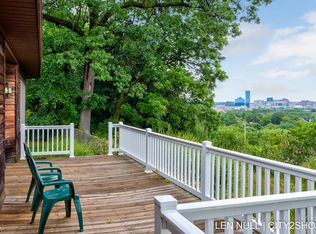 226 Sunset Ave NW, Grand Rapids, MI 49504