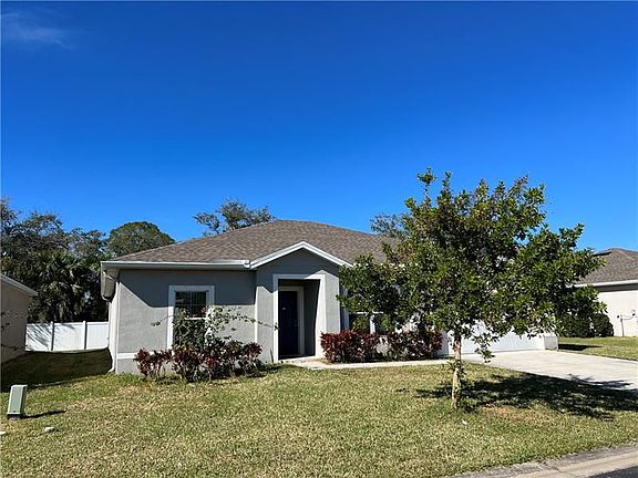 2nd image of 5356 Oakland Lake Cir