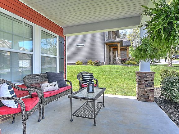 4th image of 2807 Wallace Ct