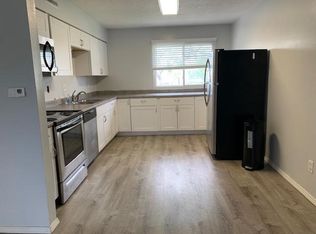 1119 3rd St SW #2, Cedar Rapids, IA 52404