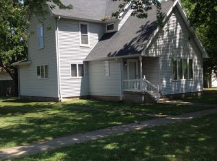 320 W Pine St, Mason City, IL 62664
