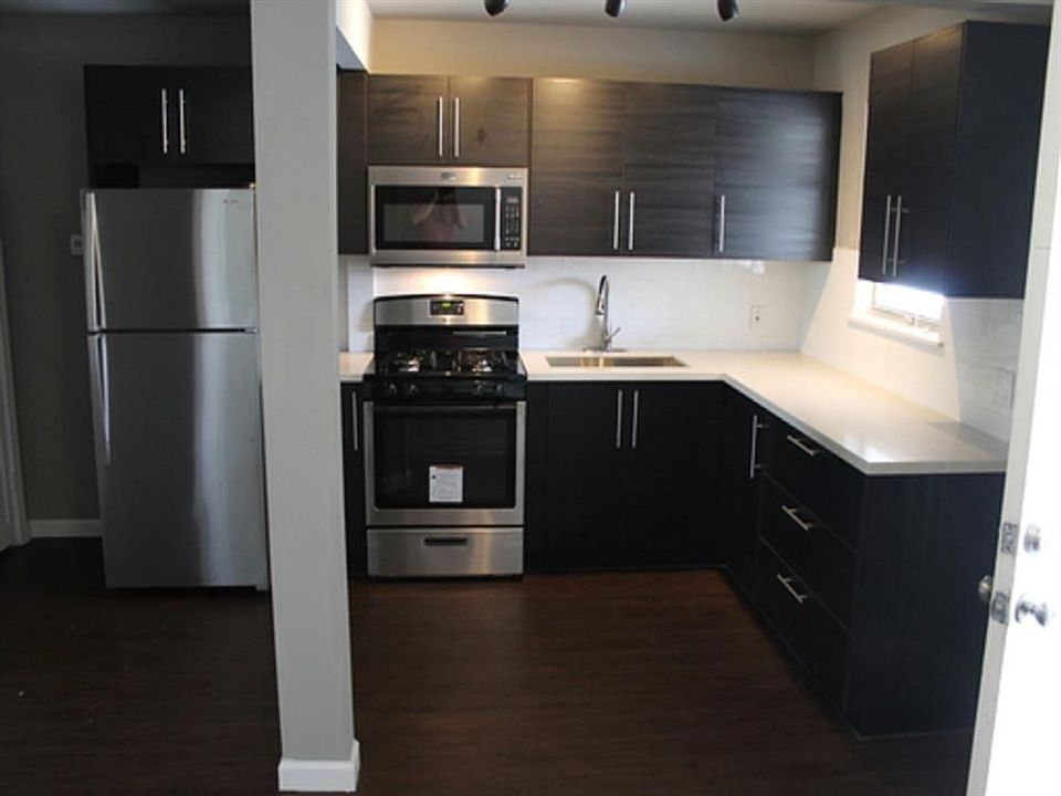 1st image of 2801 Carrolton St APT 10