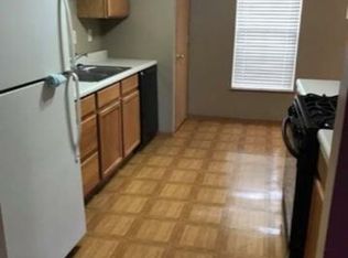 1811 Cedar St, Valparaiso, IN 46383