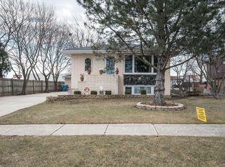 4614 Raymond Ave, Brookfield, IL 60513