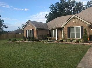 5223 Richardson Dr, Jonesboro, AR 72404